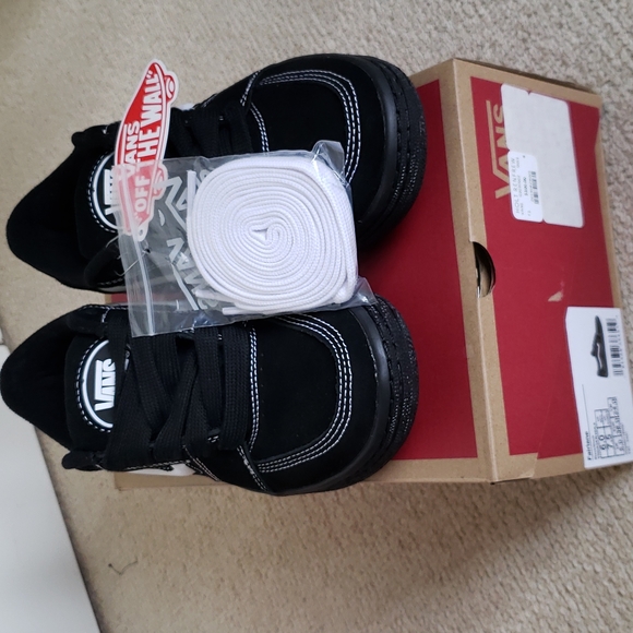 Vans Unisex sneakers - Picture 2 of 4